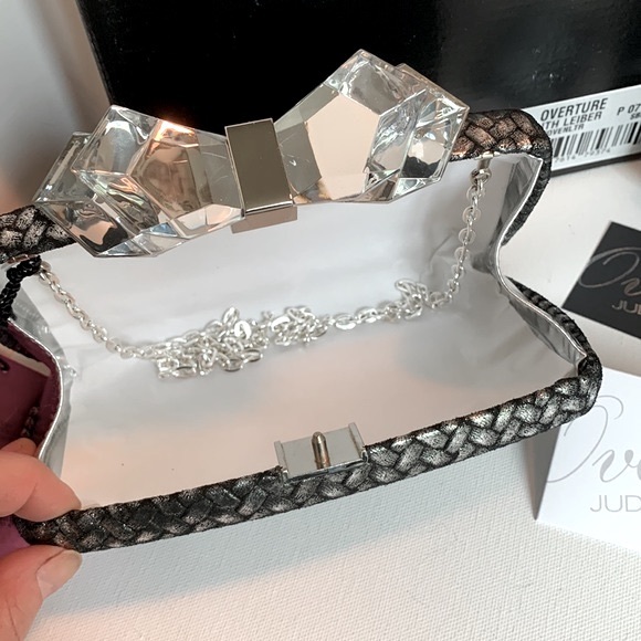 Judith Leiber Overture Hard Shell Woven Silver Black Leather Lucite Bow Clutch - Picture 4 of 16